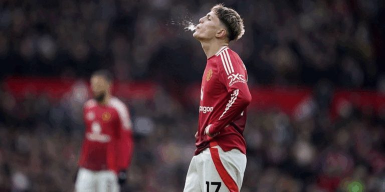 Gara-Gara Nyinyiran Pedas, MU Siap Coret Alejandro Garnacho dari Skuad