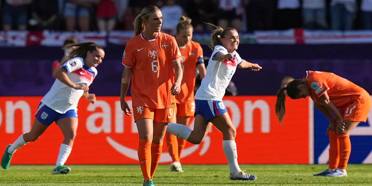 Kelemahan-Belanda-dan-Respons-Positif-Inggris