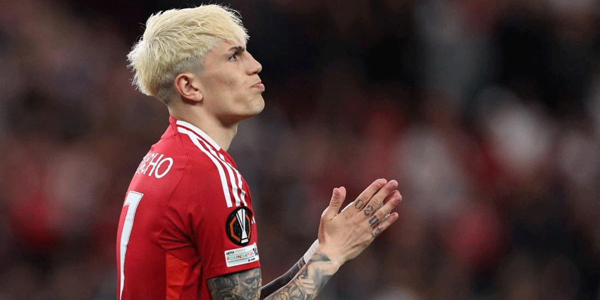 Strategi Tunggu Hingga Akhir Bursa Transfer